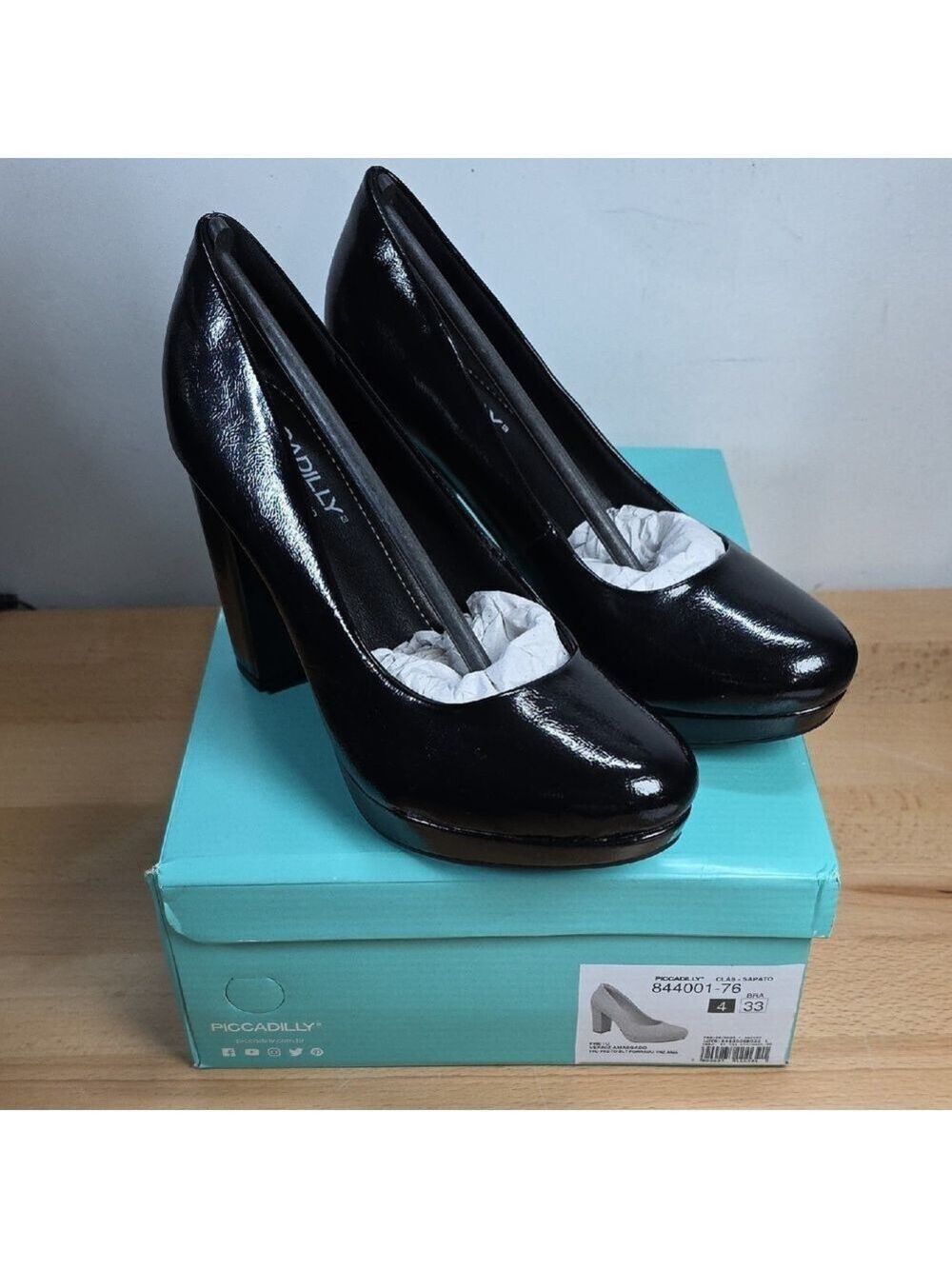 Black Women's Heels 4 US